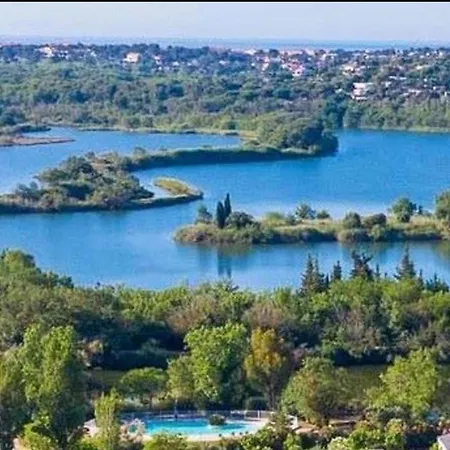 Holiday home Le Clos De *