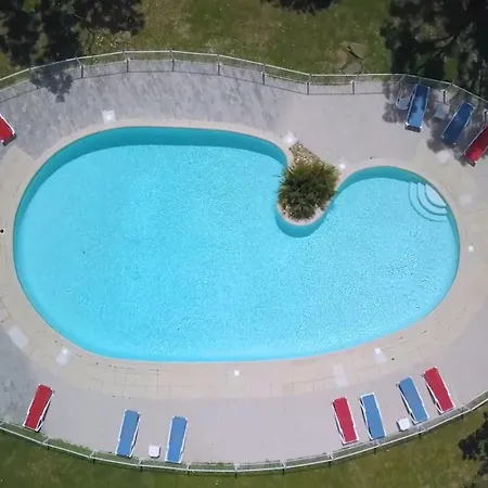 Le Clos De * סנט-אגף