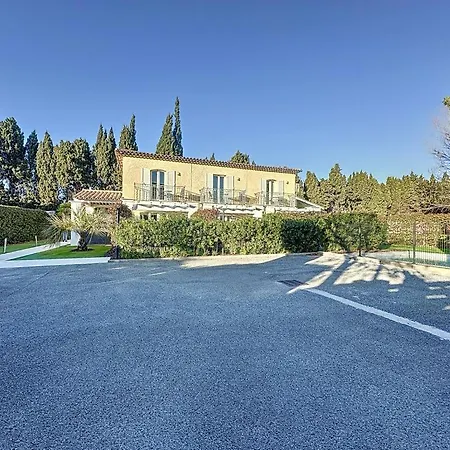 Le Clos De * Saint Aygulf